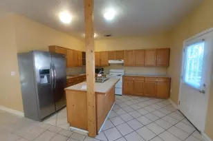 752 Pecan Ln, Cottonwood Shores, TX 78657 - Photo 3