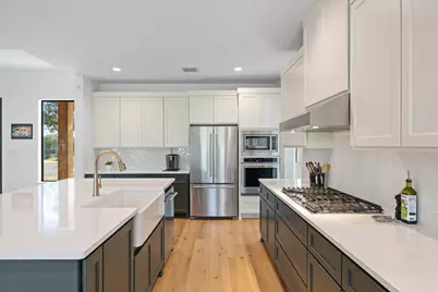 114 Winding Oak, Johnson City, TX 78636 - Photo 9