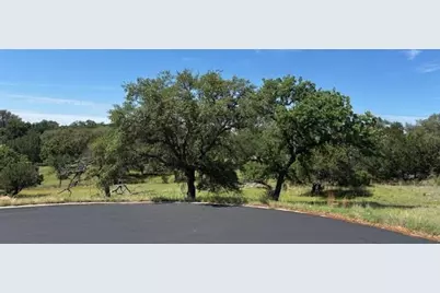 104 Travertine, Horseshoe Bay, TX 78657 - Photo 3