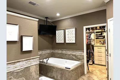 114 Longhorn, Horseshoe Bay, TX 78657 - Photo 17