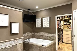 114 Longhorn, Horseshoe Bay, TX 78657 - Photo 17