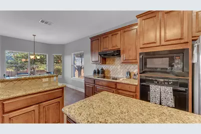 108 Natalies Point, Burnet, TX 78611 - Photo 11