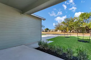 625 Birch Ln, Cottonwood Shores, TX 78657 - Photo 5