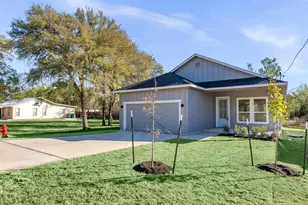 627 Birch Ln, Cottonwood Shores, TX 78657 - Photo 1