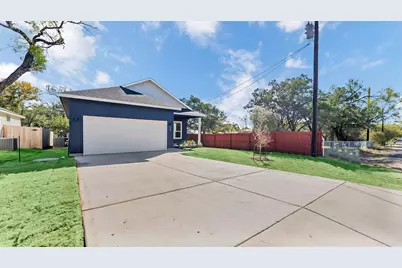 639 Magnolia Lane, Cottonwood Shores, TX 78657 - Photo 5