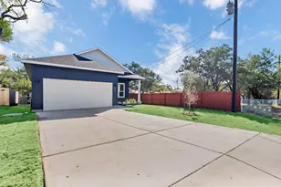 639 Magnolia Ln, Cottonwood Shores, TX 78657 - Photo 5
