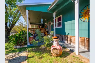 301 E Castlebriar, Granite Shoals, TX 78654 - Photo 5