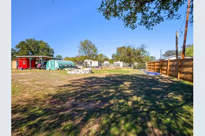 301 E Castlebriar, Granite Shoals, TX 78654 - Photo 15