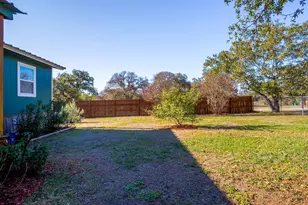 301 E Castlebriar, Granite Shoals, TX 78654 - Photo 9