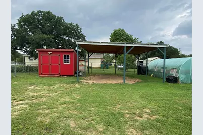 301 E Castlebriar, Granite Shoals, TX 78654 - Photo 23