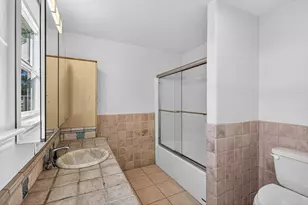 648 Magnolia Ln, Cottonwood Shores, TX 78567 - Photo 13