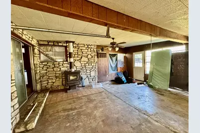 520 Munson, Tow, TX 78672 - Photo 13