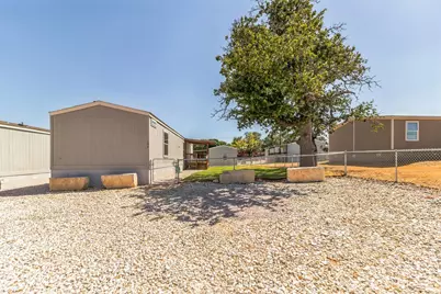 105 E Briar Drive, Granite Shoals, TX 78654 - Photo 3