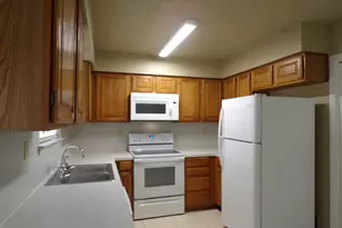 1000A Loma Ln, Marble Falls, TX 78654 - Photo 3