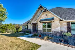 2913 Blue Lake Dr, Horseshoe Bay, TX 78657 - Photo 1