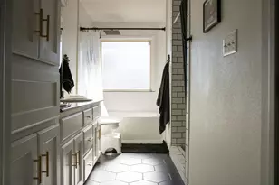 1011 Santa Fe Trail, Horseshoe Bay, TX 78657 - Photo 13