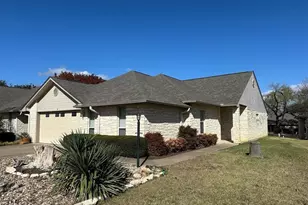 32 Fairway Ln, Meadowlakes, TX 78654 - Photo 1