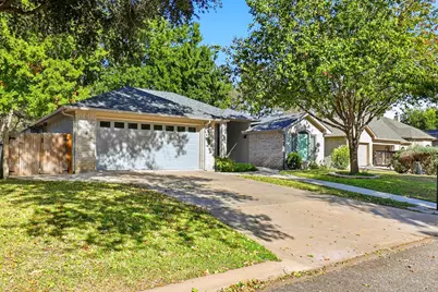 324 Meadowlakes Dr, Meadowlakes, TX 78654 - Photo 33