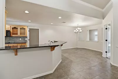 324 Meadowlakes Dr, Meadowlakes, TX 78654 - Photo 9