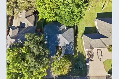 324 Meadowlakes Dr, Meadowlakes, TX 78654 - Photo 25