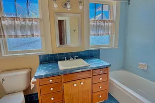 801 Hickory St, Llano, TX 78643 - Photo 11