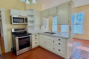 801 Hickory St, Llano, TX 78643 - Photo 7