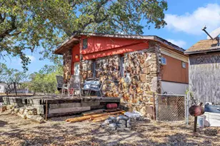 203 E Castleshoals, Granite Shoals, TX 78654 - Photo 3