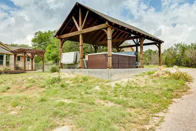 201 Thomas Ridge Rd, Burnet, TX 78611 - Photo 3