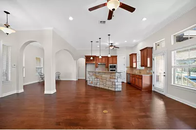 201 Thomas Ridge Rd, Burnet, TX 78611 - Photo 5