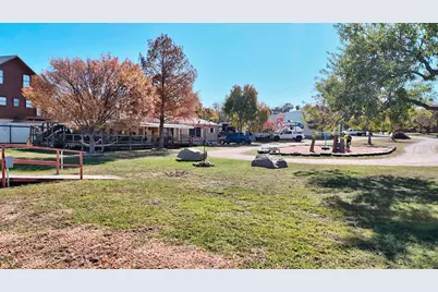 1504 Rr 261, Buchanan Dam, TX 78609 - Photo 15