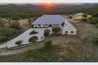 450 Threadgill Ranch Rd, Burnet, TX 78611 - Photo 1