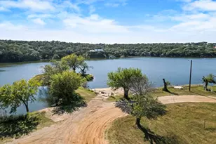 615 Sage St, Burnet, TX 78611 - Photo 23