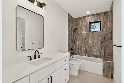 400 Emerald Way, Horseshoe Bay, TX 78657 - Photo 23