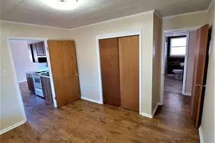 901 Wright St, Llano, TX 78643 - Photo 15