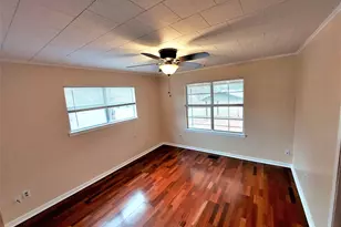 901 Wright St, Llano, TX 78643 - Photo 23