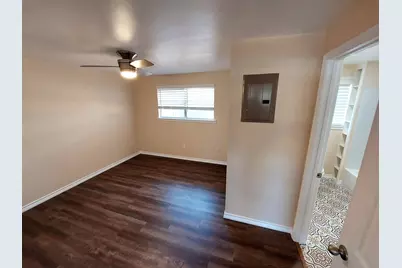 901 Wright Street, Llano, TX 78643 - Photo 27