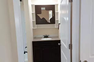 901 Wright St, Llano, TX 78643 - Photo 29