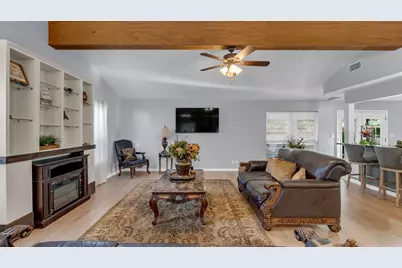 207 Fox Xing, Burnet, TX 78611 - Photo 9