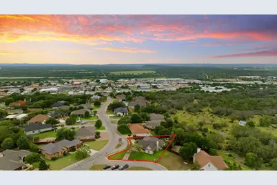 813 Lacey Oak Circle, Marble Falls, TX 78654 - Photo 29