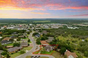 813 Lacey Oak Cir, Marble Falls, TX 78654 - Photo 29