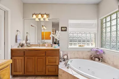 813 Lacey Oak Circle, Marble Falls, TX 78654 - Photo 19