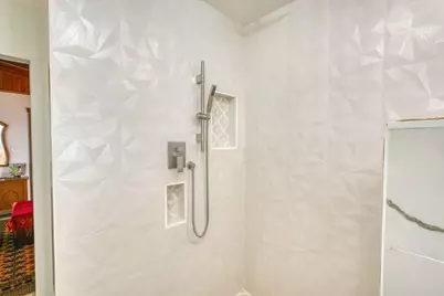 610 Cedar, Buchanan Dam, TX 78609 - Photo 11