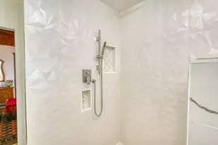 610 Cedar, Buchanan Dam, TX 78609 - Photo 11