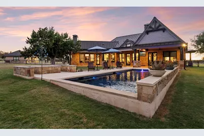 901 Crown Ln, Burnet, TX 78611 - Photo 1