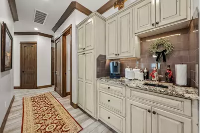 901 Crown Ln, Burnet, TX 78611 - Photo 11