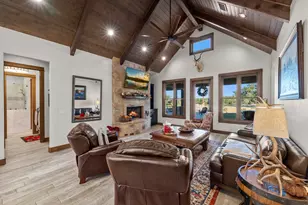 901 Crown Ln, Burnet, TX 78611 - Photo 17