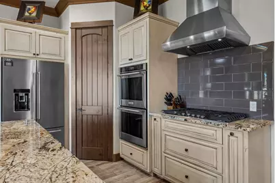 901 Crown Lane, Burnet, TX 78611 - Photo 9