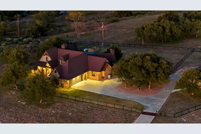 901 Crown Lane, Burnet, TX 78611 - Photo 3