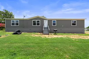 1200 Apache Dr, Burnet, TX 78611 - Photo 1