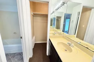 800 Grassy Knol Ave, Horseshoe Bay, TX 78657 - Photo 17